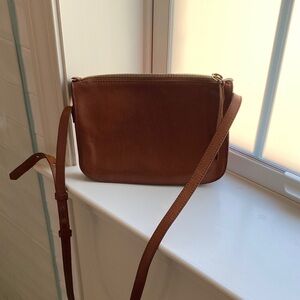 Madewell The Simple Leather Crossbody Bag